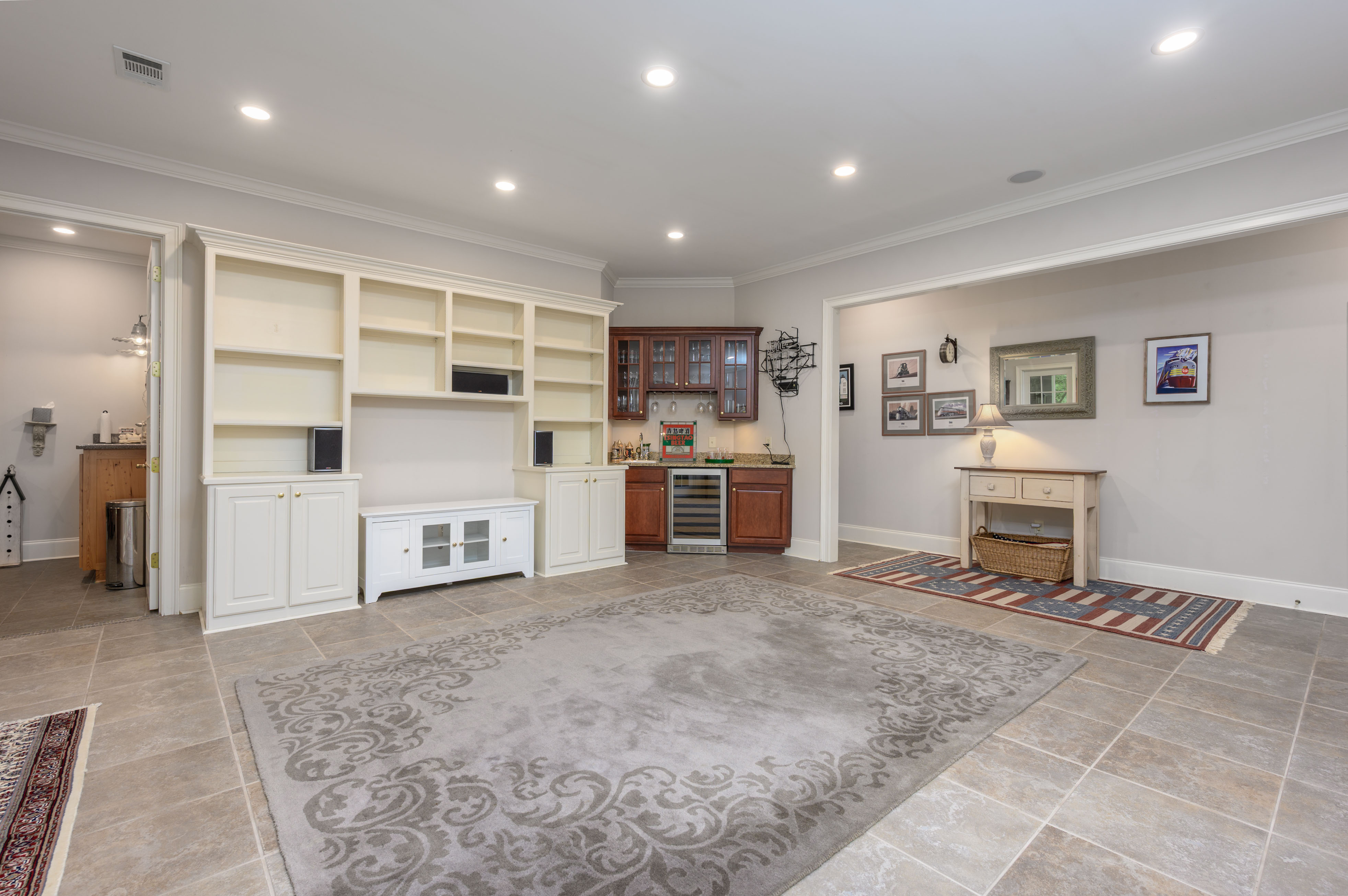 1320 Dejarnet Place image 32